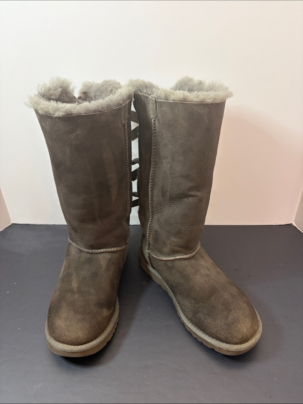 UGG Tall Bailey Bow II Boots Chestnut Brown Suede - Size 6